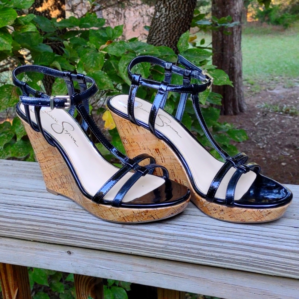 Jessica Simpson, Black patent, T-Strap Wedge Sandal, Size 9